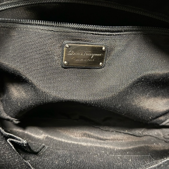 Salvatore Ferragamo Patent Shoulder Bag - Picture 13 of 17